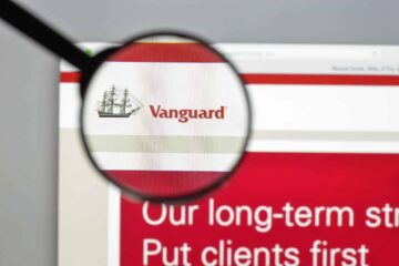 Vanguard не позволяет клиентам покупать спотовые биткойн-ETF - Unchained