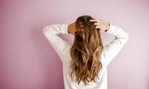 ¿Puede el CBD ayudar con el cuidado del cabello en invierno?