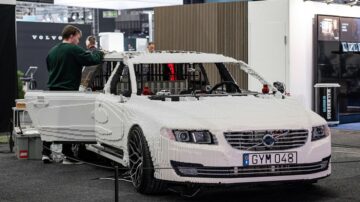 واگن قابل رانندگی Volvo V70 ساخته شده با 400,000 قطعه لگو - اتوبلاگ
