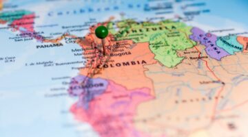 Hakemukset putoavat Latinalaisessa Amerikassa; Kolumbia näkee kasvua