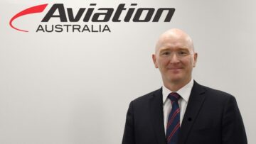 Mantan kepala pelatihan Angkatan Darat yang memimpin Aviation Australia