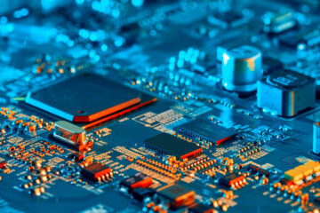 FPGA-baserad HW/SW-plattform för pre-silikonemulering av RISC-V-designer (Barcelona Supercomputing Center)