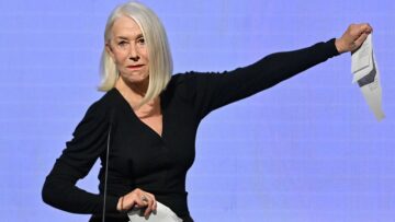 In Act of Defiance, Helen Mirren Flaws AI Speech at Ceremony