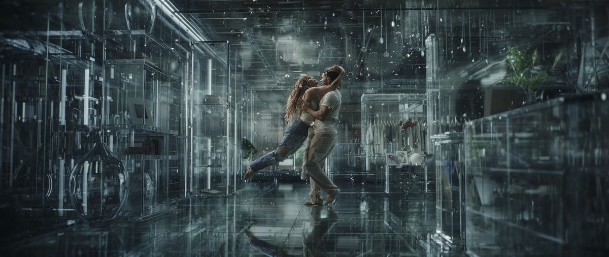 Η Jennifer Lopez χορεύει σε μια σκηνή από το This Is Me...Now: A Love Story.