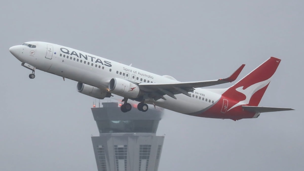 Qantas profit ‘kick in the guts’ to outsourced staff, says TWU