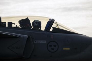 Saab waits out political drama over sending Gripen fighters to Ukraine