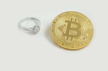 Niukkuus paljastui: timantit ja Bitcoin - millä on todellista arvoa?