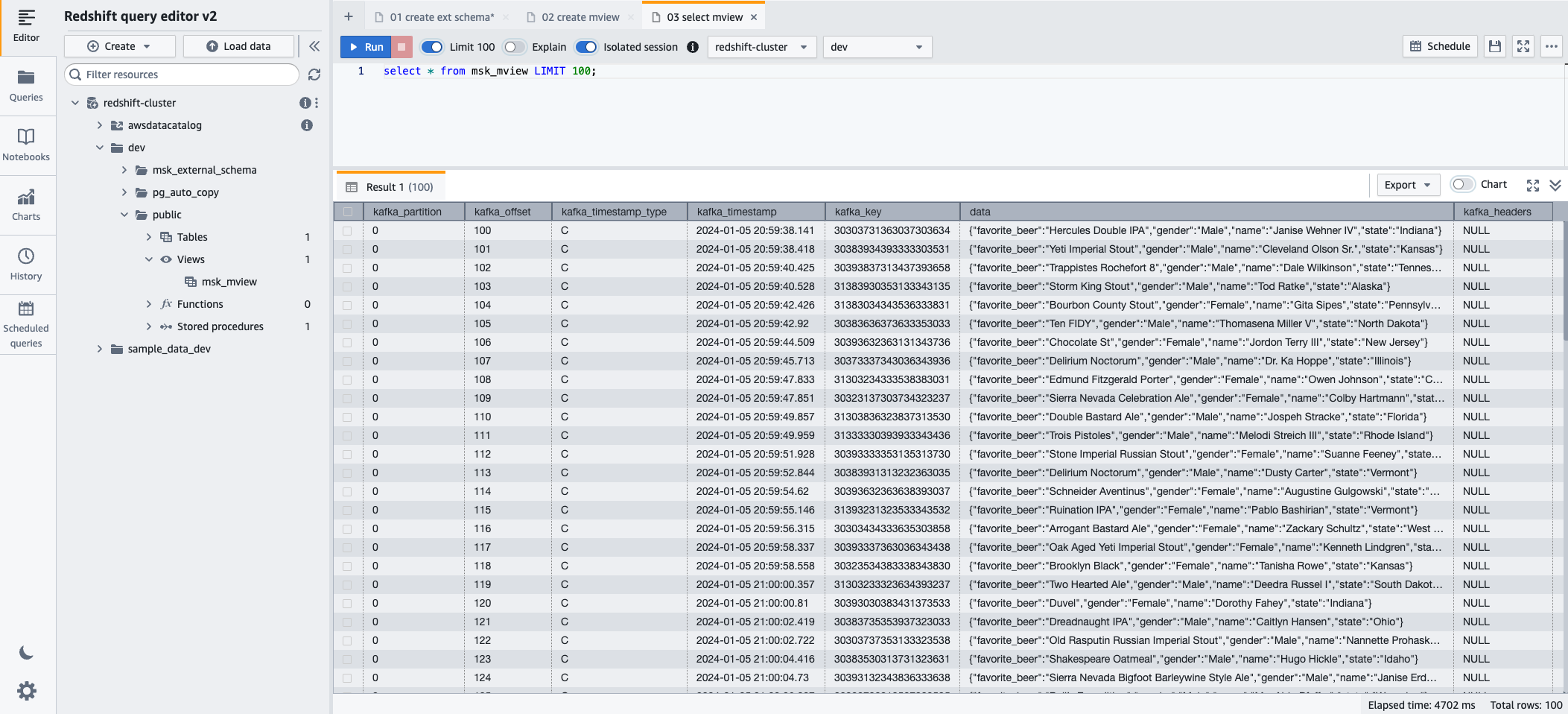 redshift urejevalnik poizvedb v2, ki prikazuje stavek SQL, uporabljen za poizvedovanje materializiranega pogleda