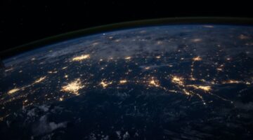 Metrik Keberlanjutan dan Praktik Pembayaran Perusahaan: Menyelaraskan Keuntungan dengan Planet Bumi