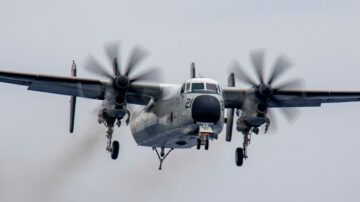 US Navy stijgt laatste C-2 Greyhound Squadron terwijl CMV-22 Osprey aan de grond blijft