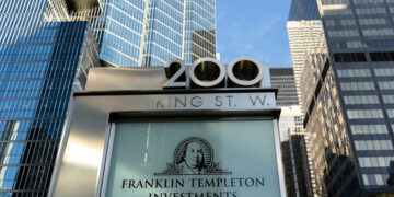 Wall Street Titan Franklin Templeton Enters Spot Ethereum ETF Race - Decrypt
