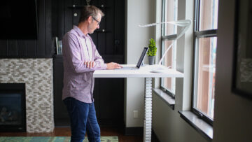 A free Windows app makes me use my standing desk