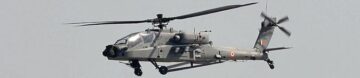 Helicópteros Apache reforçarão a força de ataque aéreo do Exército no setor ocidental: Tenente-General AK Singh