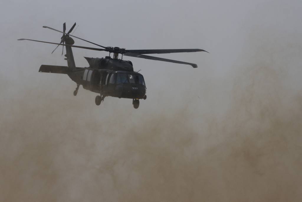 Quân đội tài trợ cho việc nâng cấp Black Hawk bằng ngân sách từ máy bay trực thăng bị hủy bỏ