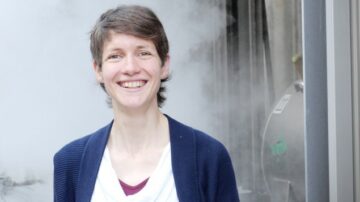 Kysy minulta mitä tahansa: Katrin Erath-Dulitz "Tutkijana luotan luovaan ajatteluun" – Physics World