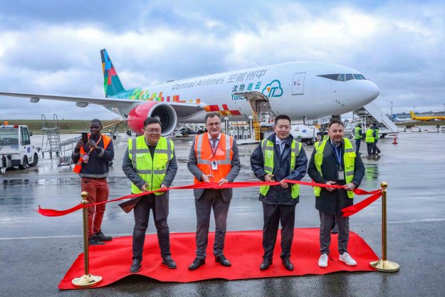 Atlas Air и YunExpress расширяют стратегическое партнерство со вторым грузовым самолетом Boeing 777-200