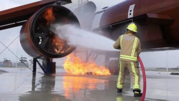 I vigili del fuoco dell'aviazione minacciano uno sciopero per carenza di personale