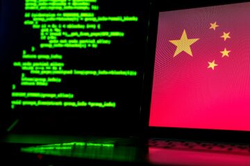 Kina-tilknyttede cyberspioner blander vannhull, forsyningskjedeangrep