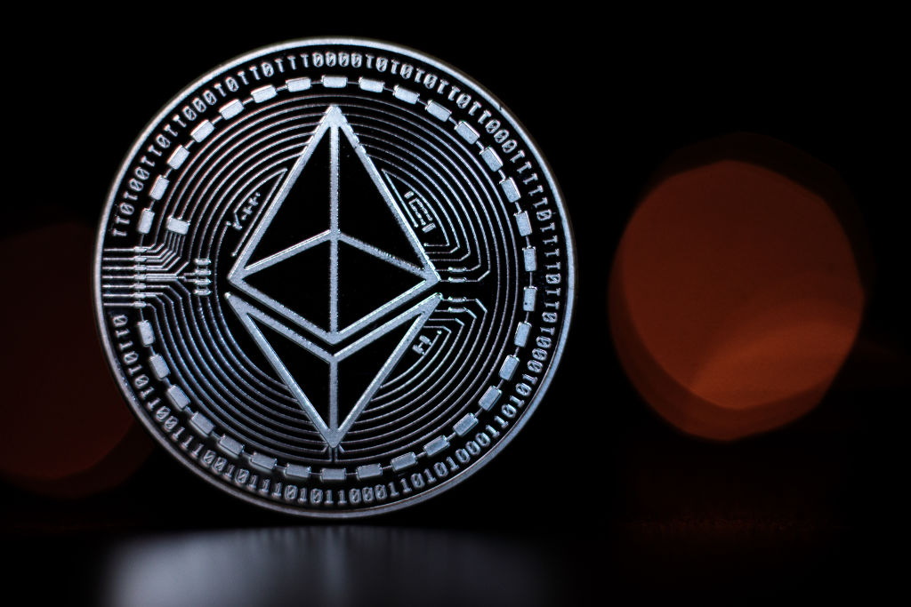 Ethereum ETF approval odds drop as SEC remains silent