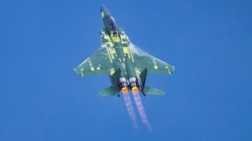 F-15EX leverans till operativa enheter nära med jungfruflyget av första jet destinerad till 142:a FW
