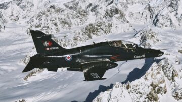 CT-155 작별: RCAF가 호크를 은퇴하고 캐나다 내 조종사 훈련을 중단함