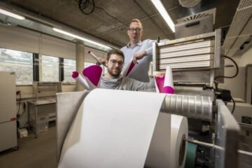 Mürekkep püskürtmeli kağıt buklelerinin neden sonunda çözüldüğüne dair gizem - Fizik Dünyası