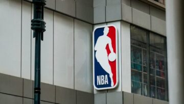 NBA preiskuje Jontaya Porterja zaradi sumljivih stav na rekvizite