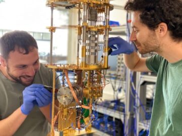 Το νέο qubit υπεραγώγιμης κοιλότητας ωθεί τα όρια της κβαντικής συνοχής - Physics World