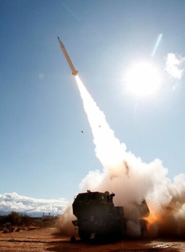 国防総省の2025年予算：精密攻撃ミサイル社2の調達が遅れ