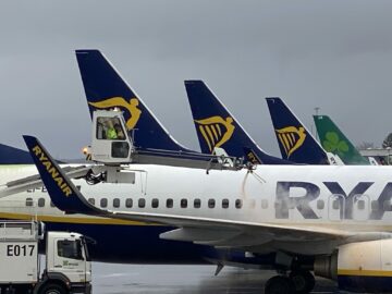 Ryanair ser 5 % økning i trafikken i februar 2024 til tross for utfordringer