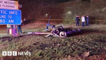 Et lite flyulykke dreper alle fem om bord nær Nashville, Tennessee