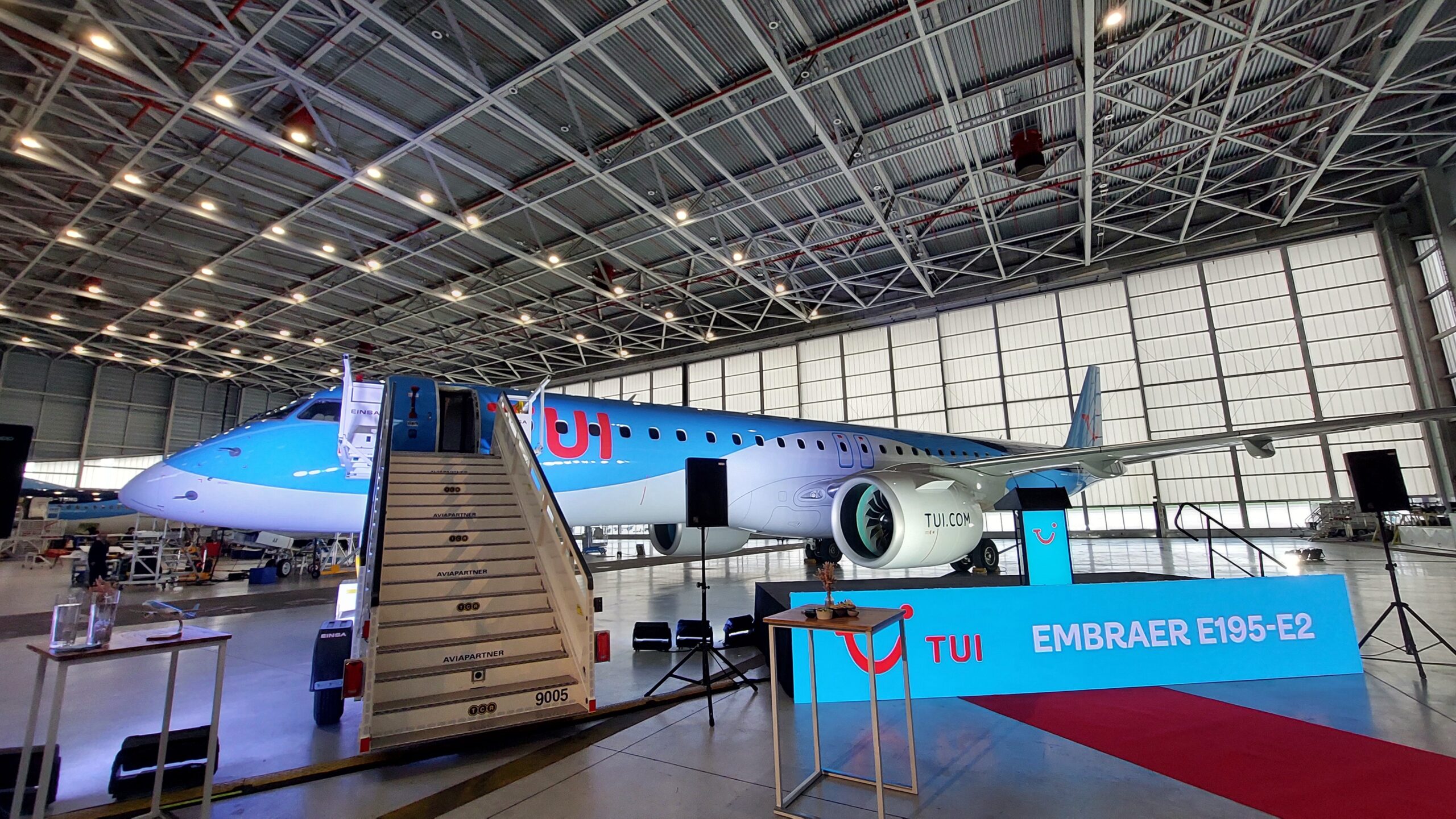 TUI fly Belgium named its second Embraer E195-E2 "Brussels" in a ceremony at Brussels Airport