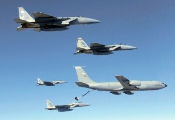 חיל האוויר האמריקאי מחפש סאטקום מסחרי עבור צי ה-KC-135