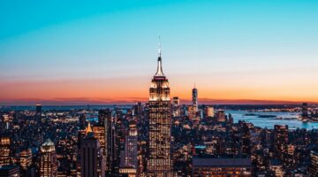 Yara Bantlarının Ötesinde: New York Neden Sadece BNPL Düzenlemesine Değil, Finansal Okuryazarlığa da İhtiyaç Duyuyor?