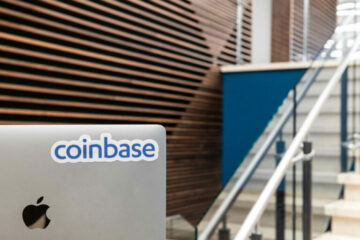 Coinbase Enables Crypto Buying via Apple Pay in UK