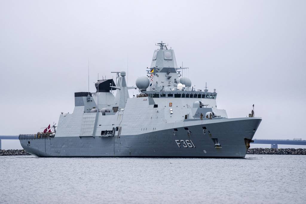 Denmark fires chief of defense, runs into more naval issues