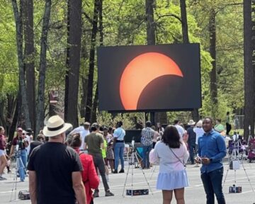 Відео з Великого північноамериканського затемнення 2024 року – Physics World