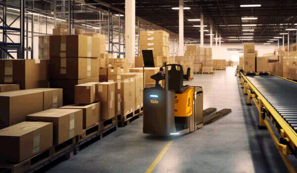 Dynamic Warehousing with New Pallet Truck