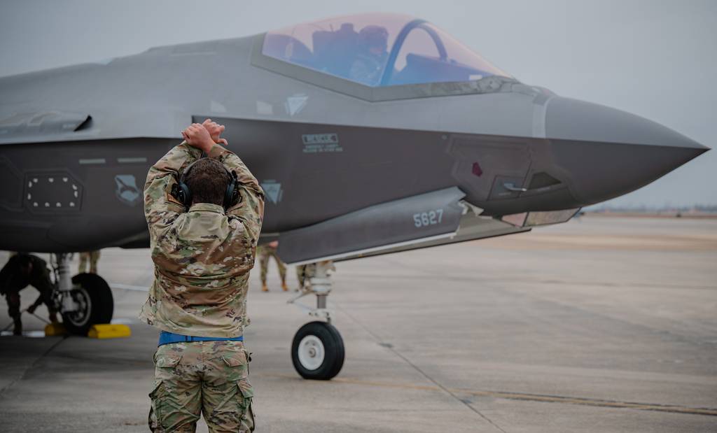 F-35 menelan biaya $2 triliun karena Pentagon berencana menggunakannya lebih lama, kata pengawas