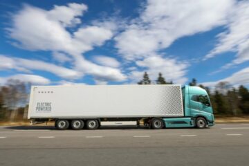 Geely myy 1.32 miljardia dollaria Volvo Truckin osakkeita