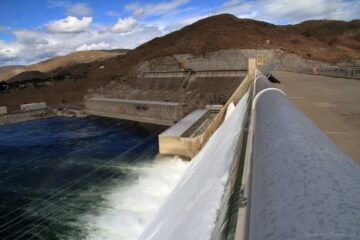 어류와 에너지를 얻기 위해서는 얼마나 많은 댐 물이 필요합니까? | 엔비로텍