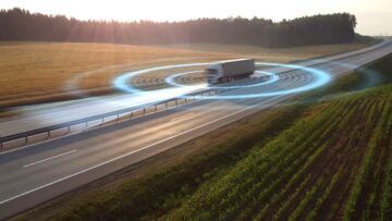 Japonia va stabili trasee pentru drumuri dedicate camioanelor robot