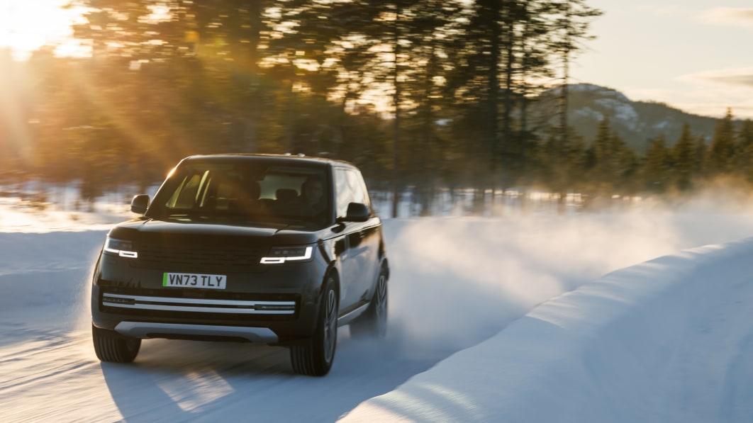 Land Rover Range Rover Electricin prototyypit kestävät talven testauksen - Autoblog