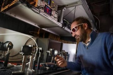 Sinar laser membuat suatu material menjadi magnet – Dunia Fisika
