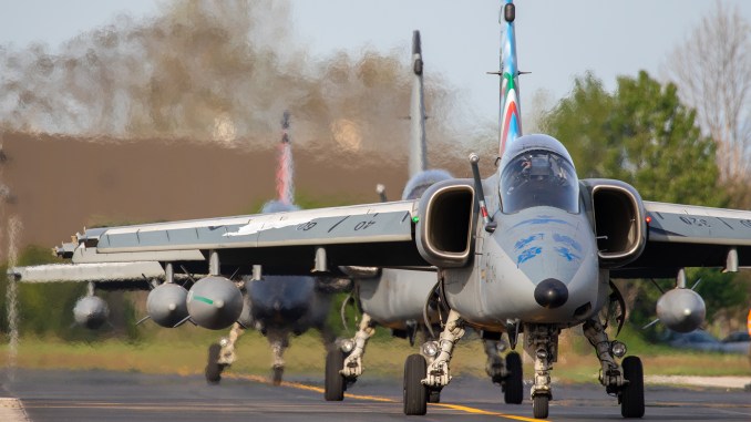 Empat Jet AMX Italia Terakhir, Akan Bergabung dengan 'Museum Terbang' Masa Depan, Mencapai Tujuan Pensiun Terakhir