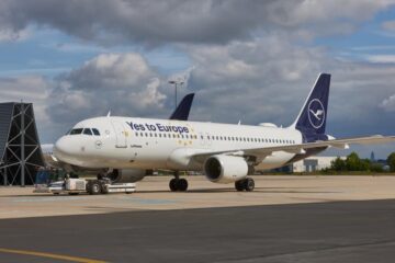 เครื่องบินของกลุ่ม Lufthansa ทะยานไปทั่วยุโรปด้วยข้อความ "ใช่สู่ยุโรป"