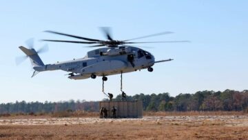 El Cuerpo de Marines retrasa el primer despliegue de un nuevo helicóptero de carga pesada hasta 1