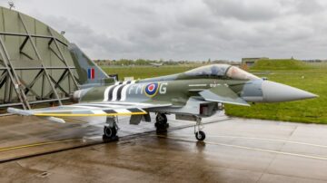 Команда показу RAF Typhoon показує нову ліврею для виставкового сезону 2024 року
