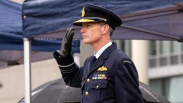 'Top Gun' RAAF-chef tar senior ADF-roll