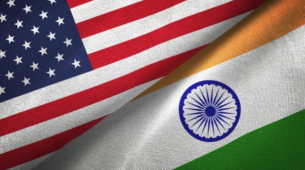 USA-Indien försvarsband marscherar framåt snabbt